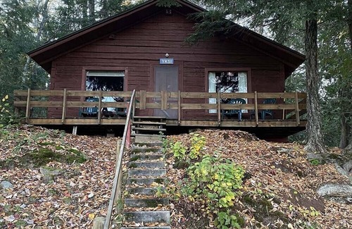 Pelkie House | Yksi (#1) Cabin on Otter Lake - Manninen's Cabins