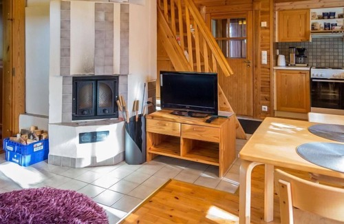 Akaslompolo House | Ylläksen Tunturihonkamaja A 1 by Interhome