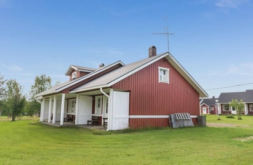 Akaslompolo House | Ylläskarpalo 1 Päätyhuoneisto by Interhome