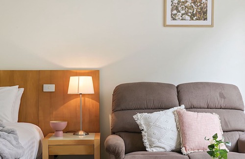 George Town Apartment | York Cove Studio: 1 BR, 1 BA Apartment in George Town, Sleeps 2