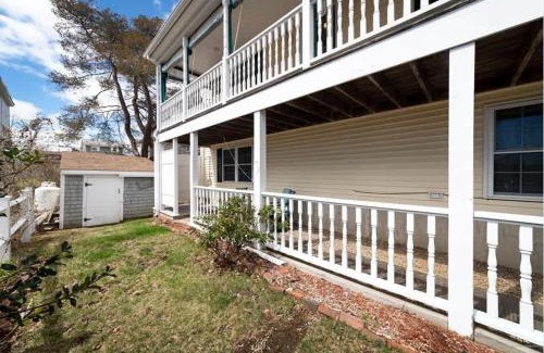 York Beach House | York Vacation Home Sleeps 14 Bring your family and Friends