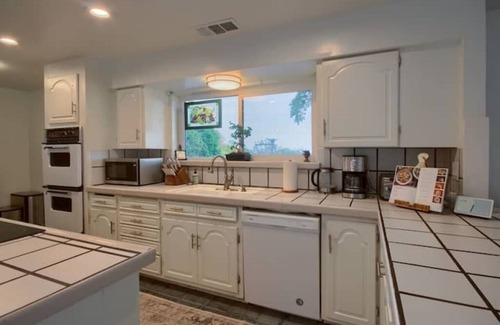 Mariposa House | Yosemite Dreams in Mariposa with Pool/Hot Tub/Firepit/Pet Friendly