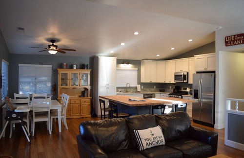 Groveland Cabin | Yosemite, Family-friendly Escape with many amenities inside, outside and nearby