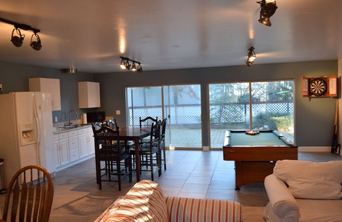Groveland Cabin | Yosemite, Family-friendly Escape with many amenities inside, outside and nearby