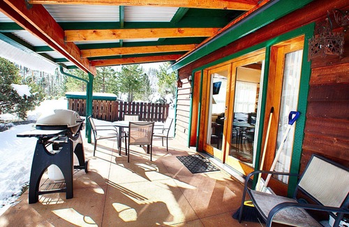 Foresta Cabin | Yosemite Hilltop Cabins, Sage Cabin,15 min to the Valley floor, Wifi