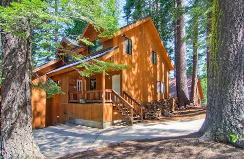Yosemite West House | Yosemite View