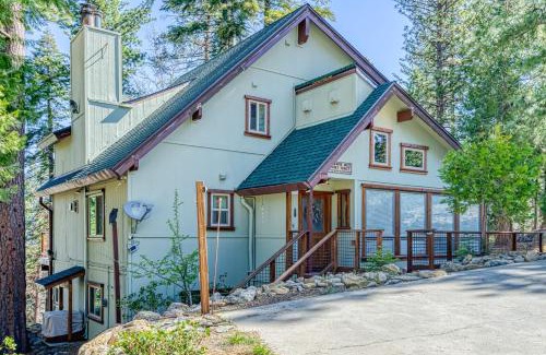 Yosemite West House | Yosemite West Family Chalet