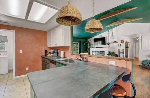 Coarsegold House | Yosemite’s Emerald Ranch private mountain top, Game Rm, 360 Views, pet friendly