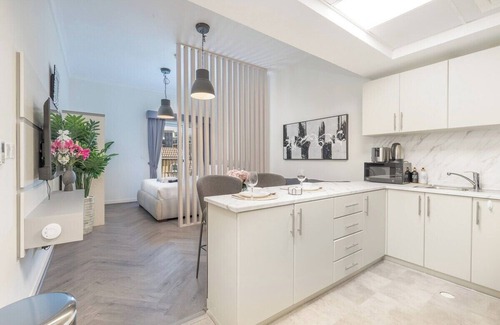Jumeirah Village Circle Apartment | Your Dream Stay in JVC - Stylish Studio for 4!