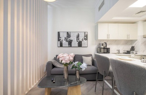 Jumeirah Village Circle Apartment | Your Dream Stay in JVC - Stylish Studio for 4!