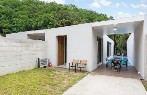 Wonju Villa | You are Suite Pool Villa