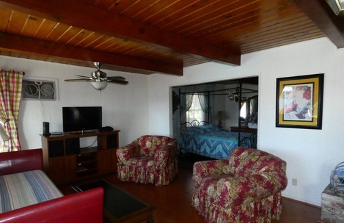 Clear Lake Apartment | You can see forever with a wall of windows. Views of Clear Lake and Mt. Konocti.
