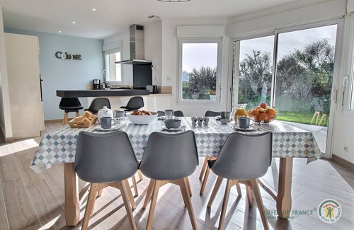 Lanmodez House | You'll love this comfortable, trendy home with the sea in front of you!