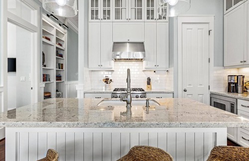 Galveston House | You & Me in a Cabin By The Sea - in Beachtown on the East End of Galveston