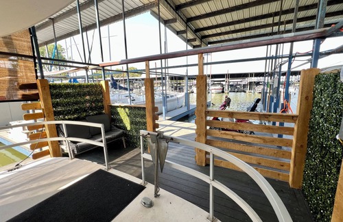 Pelican Bay Boat Rental | You're On A Boat! Charming houseboat on Eagle Mountain Lake