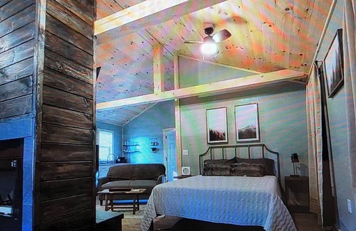 Logan Cabin | You will be glad you landed here, Firefly Landing