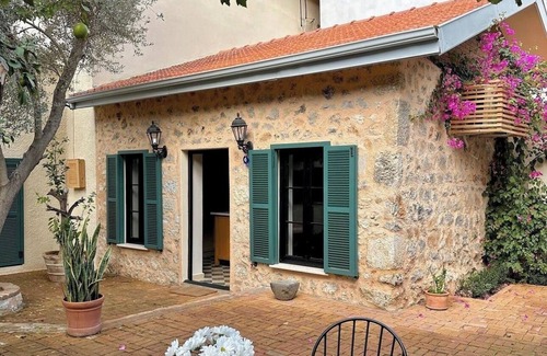 Fethiye House | You will find yourself in the secret garden in the heart of Fethiye