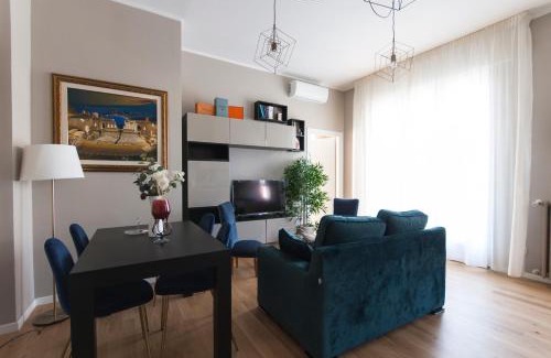 Fiera Apartment | YouHosty - Algardi 5