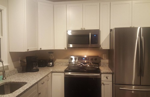 Cape Saint Claire House | 💥Your Annapolis Retreat near the beach and downtown💥