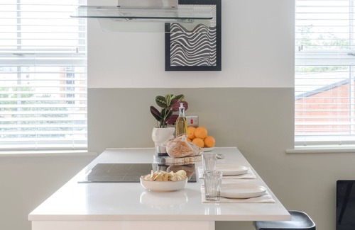 East Walworth Apartment | Your Apartment | Two Bed Apartment with Balcony