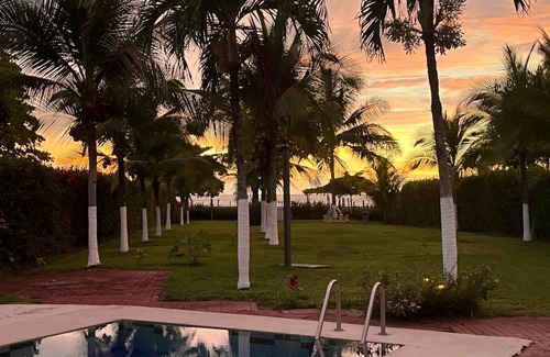 Puntarenas Bed & Breakfast | Your beachfront BnB paradise