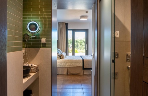 Agios Nikolaos Villa | Your Cretan Retreat - Luxury 2bd Mountain View Villa w/Private Pool & Hammam