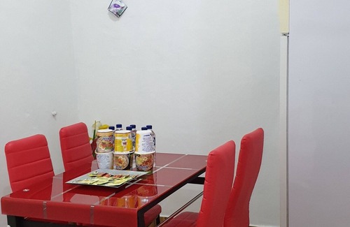 Lubuk Baja House | 'Your Home 01' beside BCS Shopping Mall 6-10paxs . Lots of Amenities