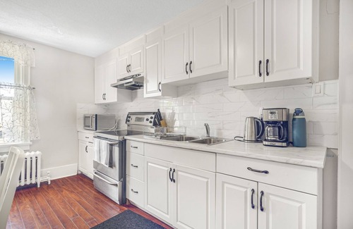 Thorold House | Your home away from home in Thorold, ON - Niagara Falls