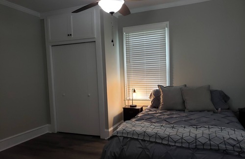 Kannapolis House | Your home away from home has it all - location, convenience, work-play-relax!