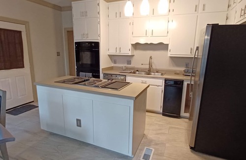 Pine Bluff House | Your home away from home in Pine Bluff