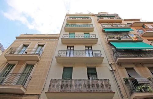 el Camp d'en Grassot i Gracia Nova Apartment | Your ideal housing in Barcelona: enjoy and relax close to Sagrada Familia!