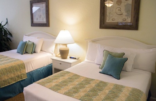 Surfside Beach Resort | Your loved ones will LOVE you for this!