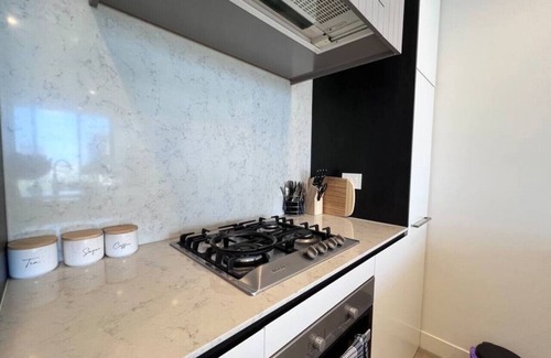 Wentworth Point Apartment | Your Luxury Weekend Getaway 1B waterview Apt in Wentworth Point