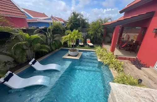 Oranjestad House | Your Own Personal 5 Star Aruban Resort with Private pool and Perfect Location
