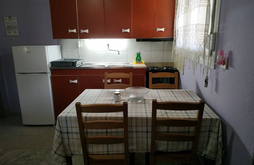 Metamorfosi Condo | Your own Vacation house - just 80m from the beach