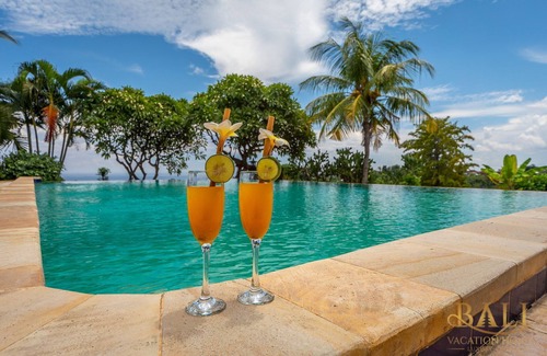 Kayu Putih Villa | Your Private Balinese Getaway Awaits! 100%privacy! Near Lovina!