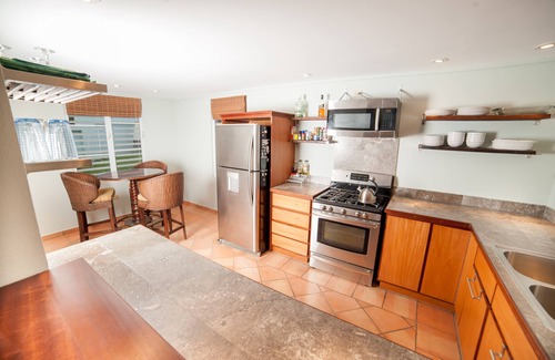 Pueblo House | Your Private Paradise