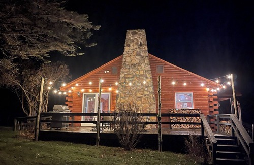 Lake Pleasant Cabin | Your quintessential ADK Cabin. Updated in 2016, this is your perfect getaway.
