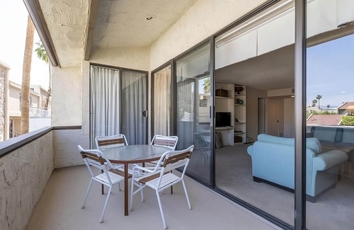 Canyon Corridor House | Your Relaxing Getaway Awaits! Fully-Equipped Kitchen Ideal for Outdoor Explorers