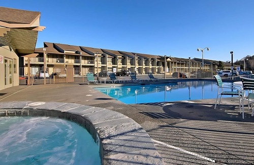 Port Angeles Resort | Your Relaxing Getaway Awaits! Outdoor Pool, FREE Parking, Pets Allowed!