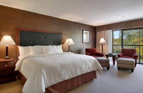 Elko Hotel | Your Relaxing Getaway Awaits! Outdoor Pool, FREE Parking, Pets Allowed!