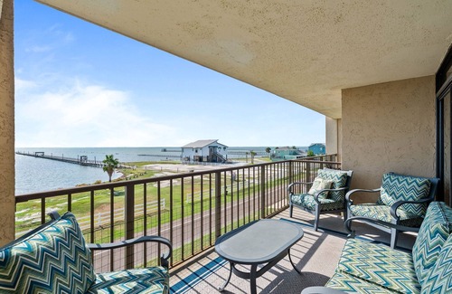 Rockport Condo | Your Rockport escape awaits at Pier Pleasure