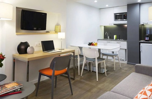 Les Cordeliers Apartment | Your Stylish Gateway to Lyon's Heart
