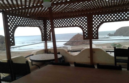 Mirleft House | YouRide Surf Camp is based in Mirleft South of Agadir city.