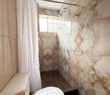 Pomacanchi Hotel | Yourwasi