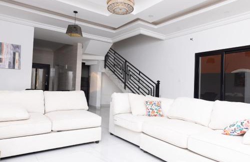 Brufut Apartment | Yoyo Kunda