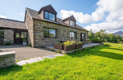Manod House | Ysgubor Cae'r Blaidd (The Haybarn)
