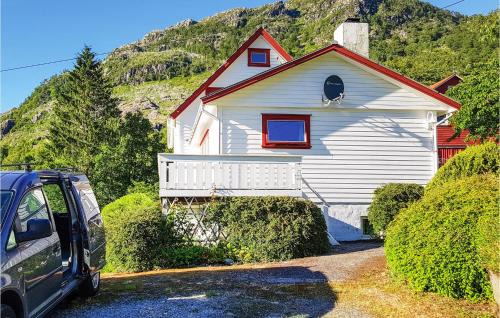 Kvinnherad House | Ytre Matre