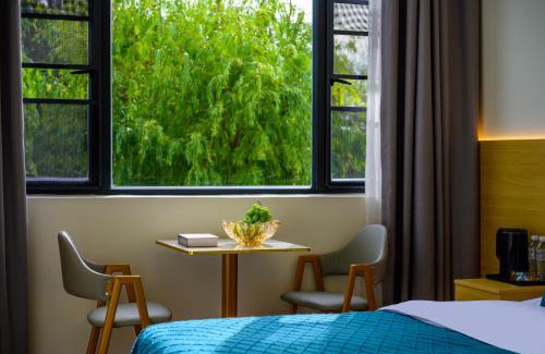 Gucheng Hotel | Yunyuman Intelligent Viewing Garden Beautiful Accommodation