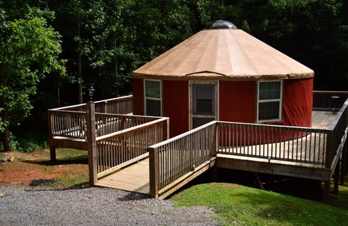 Glen Lyn Cabin | Yurt 3 | Redbud Yurt at Kairos Resort